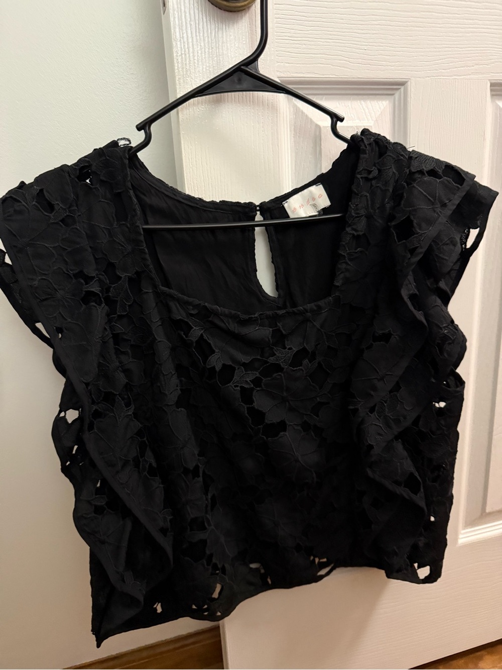 entro Black Floral Eyelet Ruffle Top